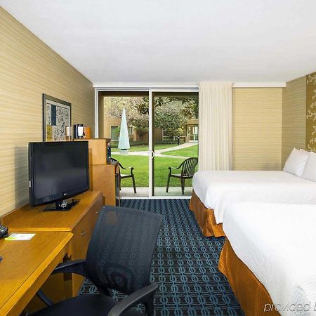 Fairfield Inn And Suites By Marriott San Jose Airport Exterior photo