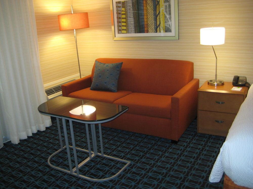 Fairfield Inn And Suites By Marriott San Jose Airport Exterior photo
